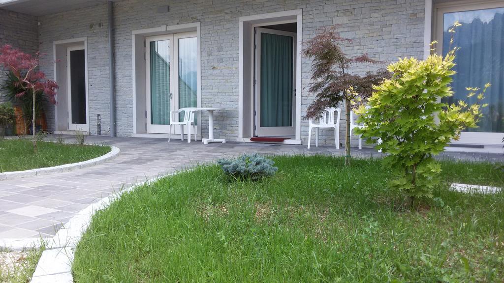 Affittacamere Rubino Guest House Ponte nellʼAlpi Exterior foto