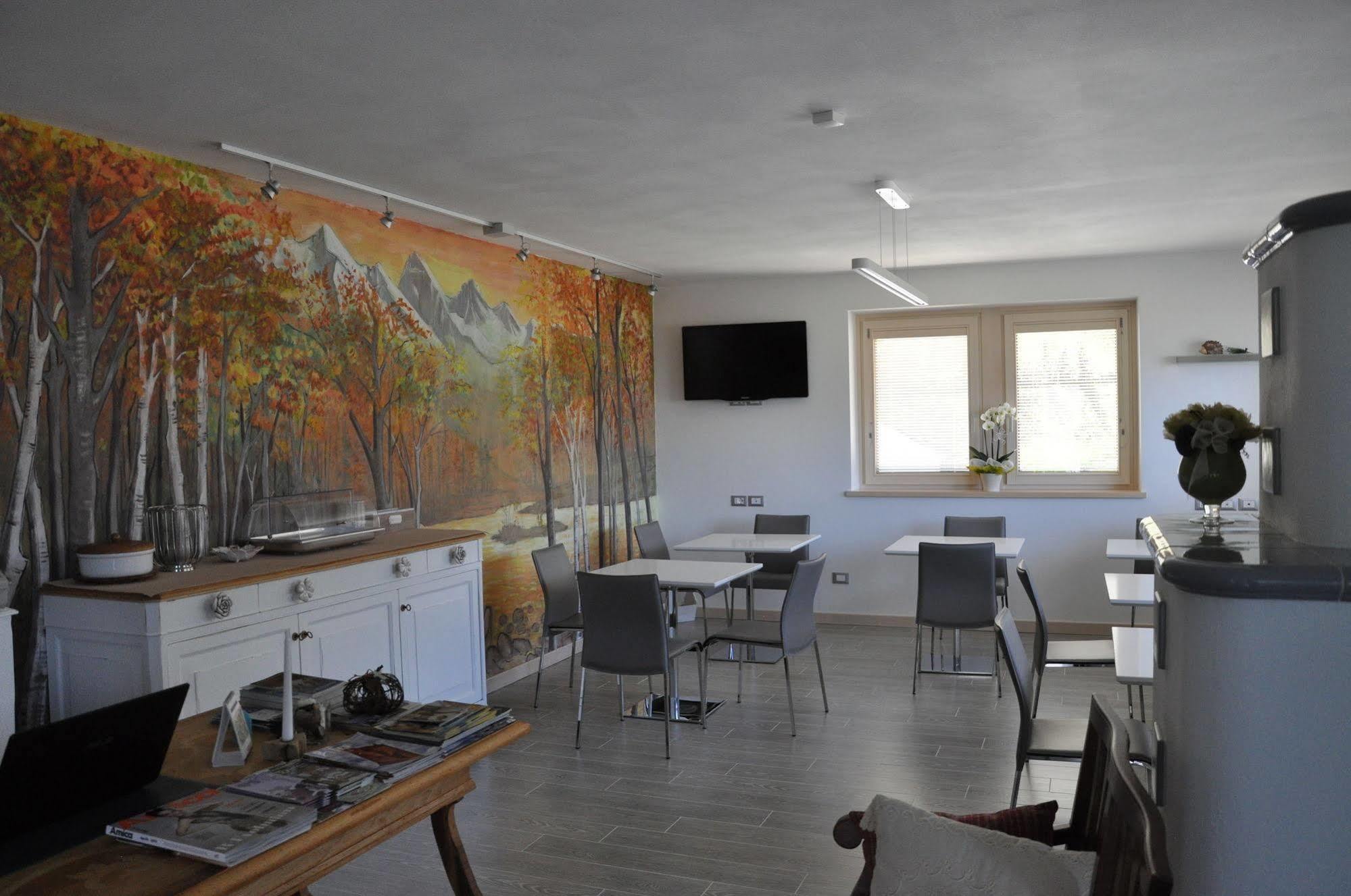 Affittacamere Rubino Guest House Ponte nellʼAlpi Exterior foto